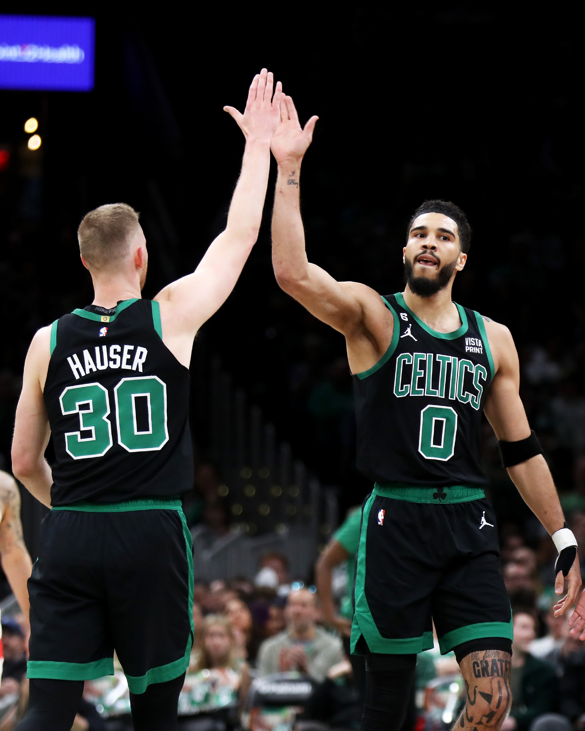 多米真人-从里程碑夜广东宏远造点机会到转折点波士顿凯尔特人再遭质疑，风云突变奥兰多魔术关键时刻豪取连胜的简单介绍