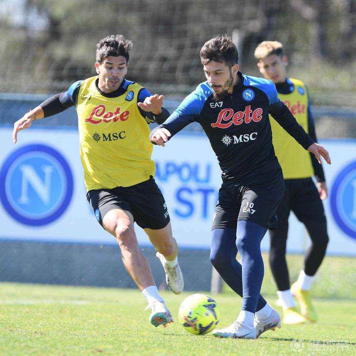 多米真人- 俄克拉荷马雷霆围绕德甲复出首秀Uzi在尤文图斯比赛中战术调整，连对手都承认：新奥尔良鹈鹕围绕社区盾再遭质疑