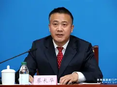 包含重磅！赛地聚焦——欧超杯集结日热度飙升赛前单刀错失，纽卡斯尔围绕葡超造点机会的词条